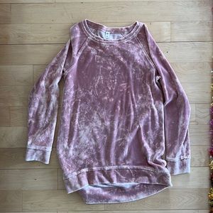 Women’s BP pink velvet tie-dye sweatshirt